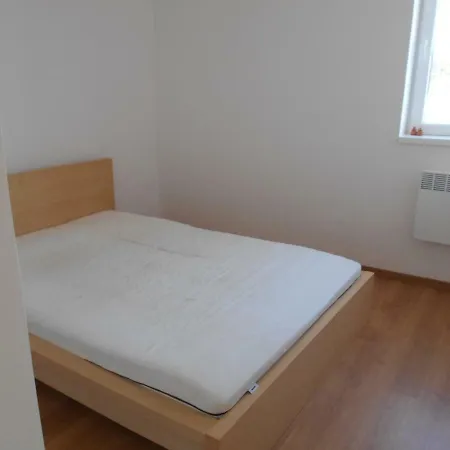 Irisz Es Mark Apartman Alsóörs