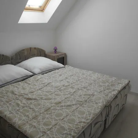 Apartman Irisz Es Mark